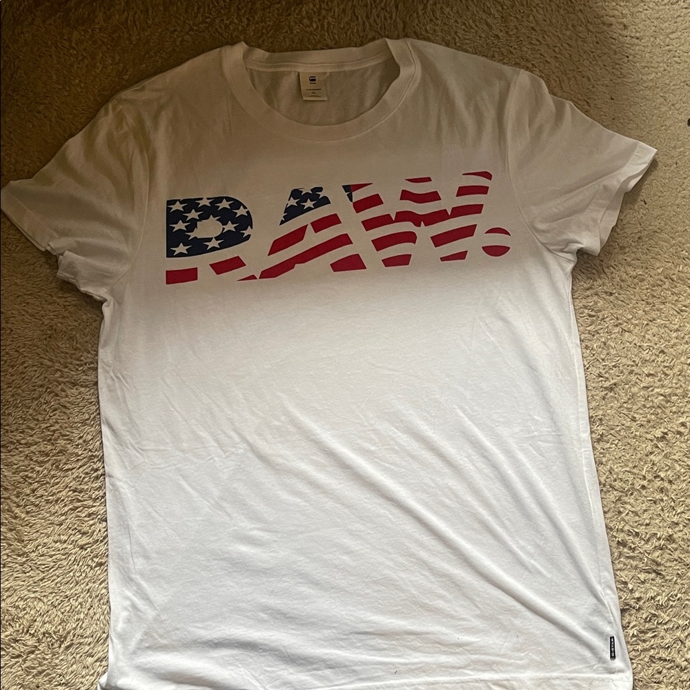 G star Raw T-shirt.
